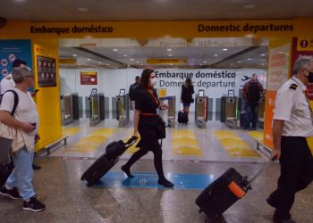 Brasil: Receita Federal proíbe celular no terminal de cargas do Aeroporto de Guarulhos
