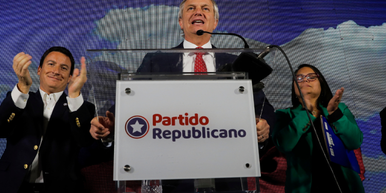 Mundo: Extrema-direita vence eleição para Constituinte no Chile