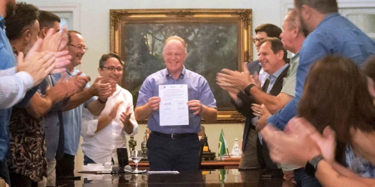 Estado: Governador autoriza obras de pavimentação no Circuito Caravaggio