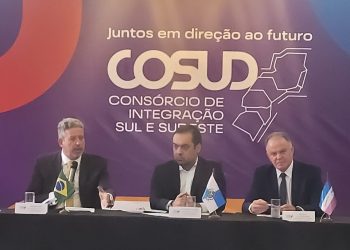 Estado: Casagrande debate reforma tributária em evento no Rio de Janeiro