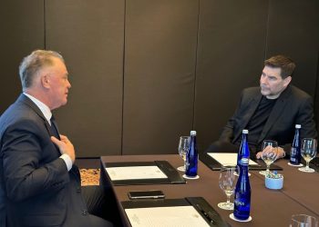 Estado: Governador se reúne com executivo da plataforma Shein na América Latina