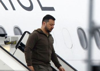 Mundo: Zelensky se junta ao G7 no Japão enquanto democracias miram a Rússia e a China