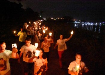 Anchieta: Caminhada Luminosa abre Festa Nacional de São José de Anchieta