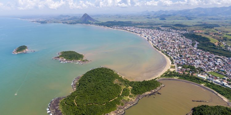 Piúma: Cidade também está entre os dez destinos no ES mais procurados no Airbnb