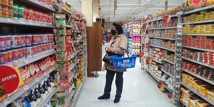 Brasil: Mais de 57 mil mortes no país estão ligadas a consumo de alimentos ultraprocessados