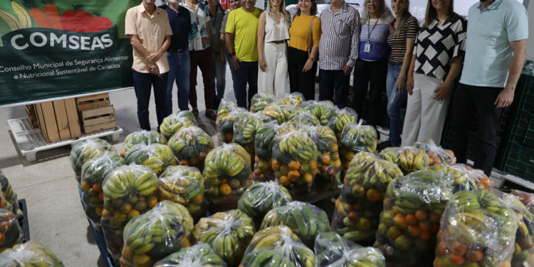 Cariacica: Prefeitura entrega cestas de alimentos a moradores e entidades cadastradas do município