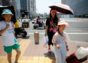 Mundo: Cidades chinesas batem recordes de calor e pressionam rede elétrica