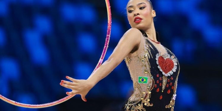 Estado: Capixaba Geovanna Santos disputa Pan-Americano de Ginástica Rítmica