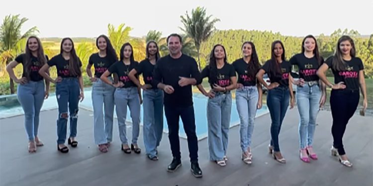Iconha: Desfile Garota Iconhense abre festa de 99 anos da cidade