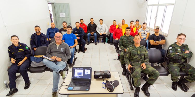 Marataízes: Capitania dos Portos conclui curso para servidores municipais