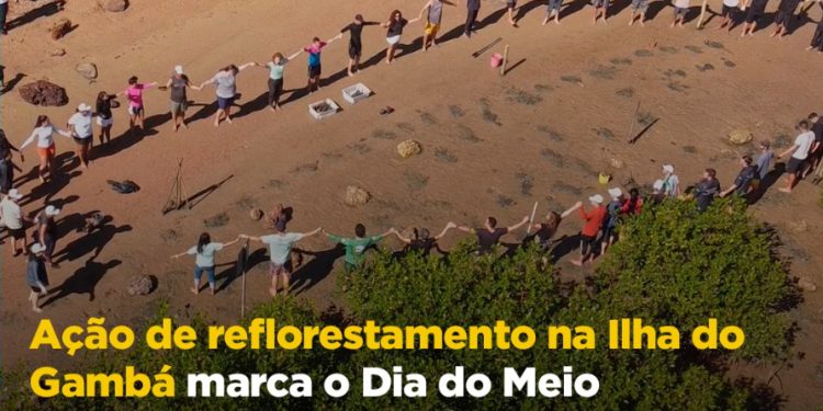 Piúma: Prefeitura e IFES promovem ação ambiental na Ilha do Gambá
