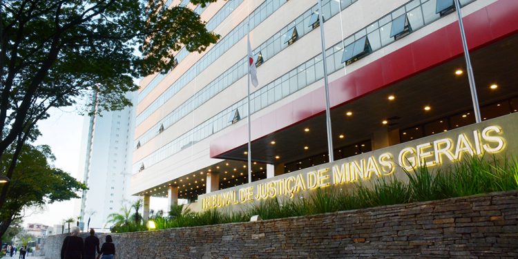 Brasil: Casal que desistiu de adoção terá de indenizar crianças devolvidas