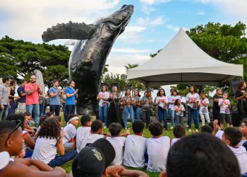 Vitória: Prefeitura e Instituto Baleia Jubarte firmam convênio para ações de educação ambiental