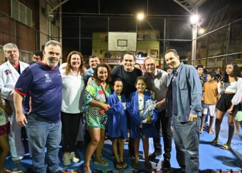 Vitória: PMV entrega quimonos para alunos do judô