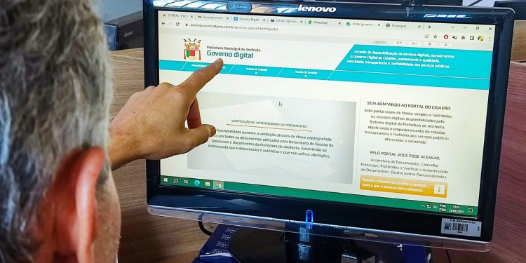 Anchieta: Governo Digital economiza mais de 120 mil folhas de papel