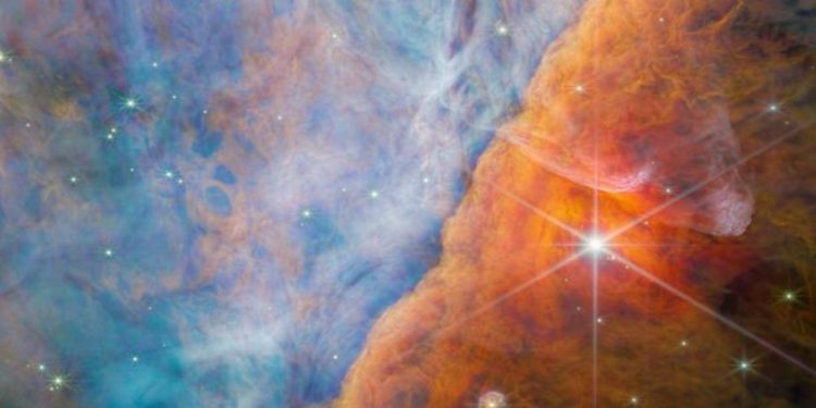 Mundo: Telescópio da Nasa detecta molécula essencial para a vida