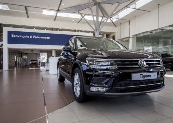 Brasil: Volkswagen anuncia paralisação por estagnação do mercado após receber R$ 60 milhões de programa do governo