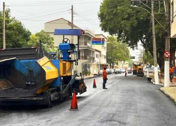 Alfredo Chaves: Vias da ES 146 inseridas no perímetro urbano recebem capeamento asfáltico