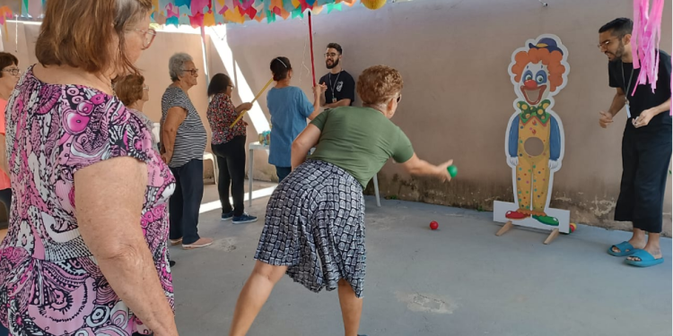 Cariacica: Centro de Convivência da Pessoa Idosa em clima de colônia de férias