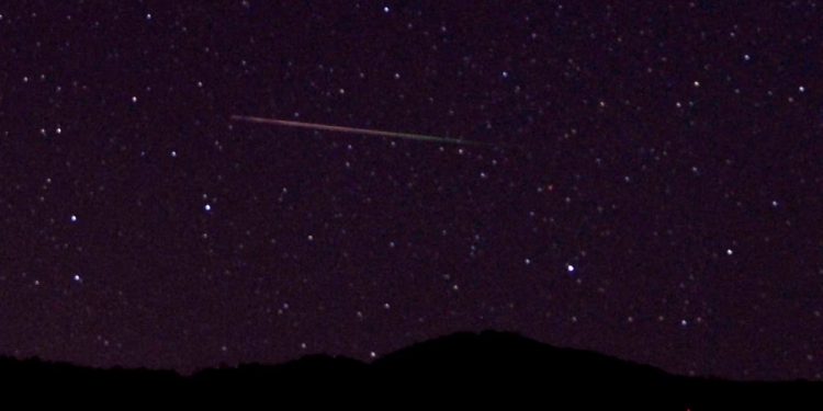 Mundo: Senadores exigem a liberação de registros de OVNIs do governo