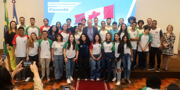 Estado: Sedu anuncia destino de alunos do Programa de Intercâmbio Estudantil