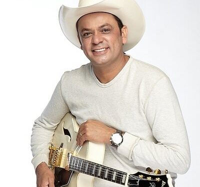 Piúma: Último dia da Festa dos Pescadores tem show de Frank Aguiar