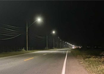Itapemirim: Prefeitura faz reparos na iluminação da Rodovia do Sol