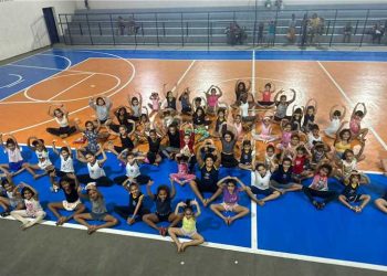 Itapemirim: Projeto Viva Esporte leva balé para cem crianças de Campo Acima