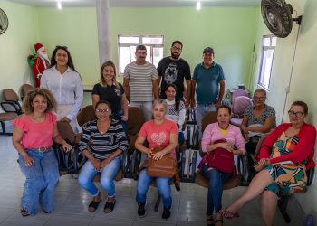 Marataízes: Agricultura começa primeira turma de curso de culinária do abacaxi