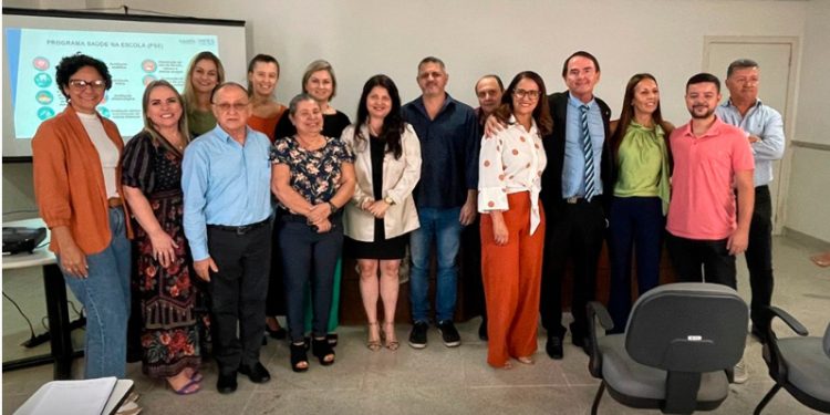 Marataízes: Município presente em reunião de gestores de saúde do litoral sul