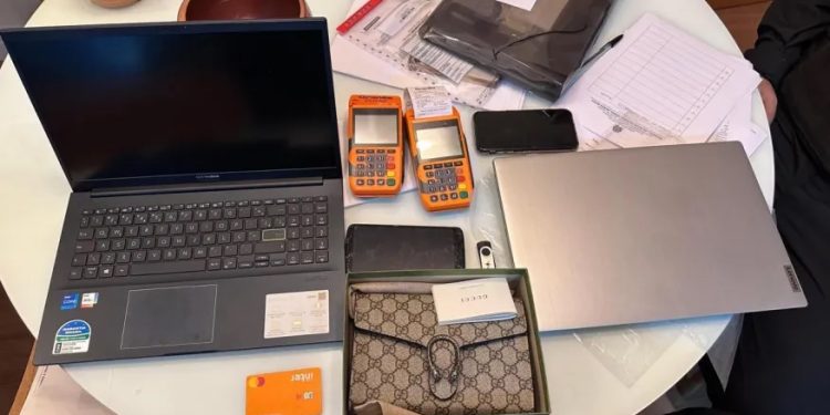 Brasil: Polícia Federal faz operação contra fraudes no auxílio emergencial