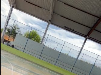 Piúma: Prefeitura reforma quadra de Nova Esperança