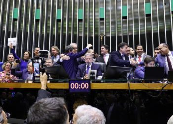 Brasil: Câmara aprova reforma tributária em 2º turno
