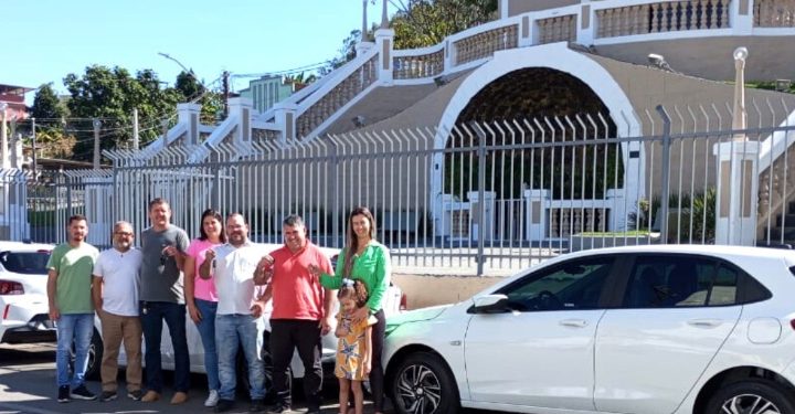 Rio novo: Saúde recebe quatro carros de emenda parlamentar