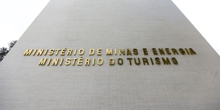 Brasil: Planalto confirma troca no Ministério do Turismo