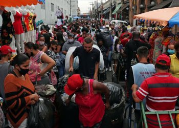 Economia: Pesquisa mostra que 31% dos brasileiros precisam complementar renda
