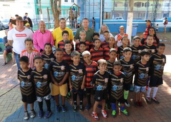 Cariacica: Prefeitura entrega quadra de esportes revitalizada em Nova Brasília