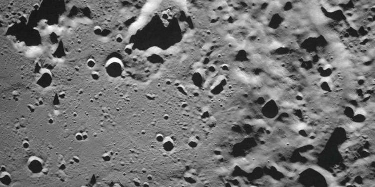 Mundo: Primeira missão lunar da Rússia em 47 anos fracassa com colisão de espaçonave com a Lua