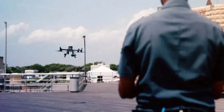 Mundo: EUA usa tecnologia na prevenção contra tubarões