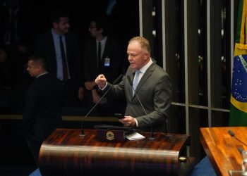Estado: Governador Casagrande participa de debate sobre Reforma Tributária no Senado Federal