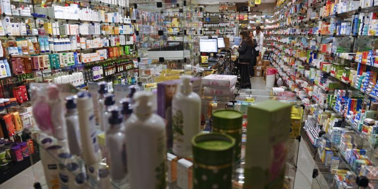 Brasil: Farmácias habilitadas já podem realizar exames clínicos