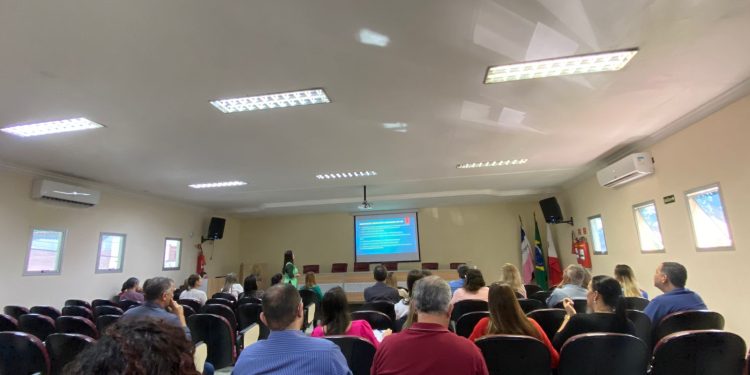 Guarapari: Prefeitura realiza reunião sobre administração pública