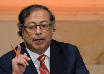 Clima: Presidente da Colômbia diz que “o planeta precisa deixar de usar petróleo”