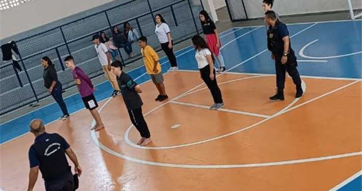 Itapemirim: Defesa Social desenvolve projeto de consciência e disciplina nas escolas