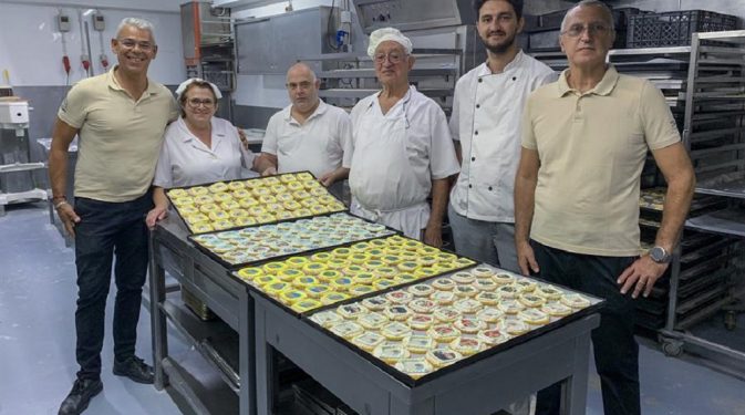 Mundo: Tradicional cafeteria de Lisboa cria biscoito com o rosto do papa Francisco