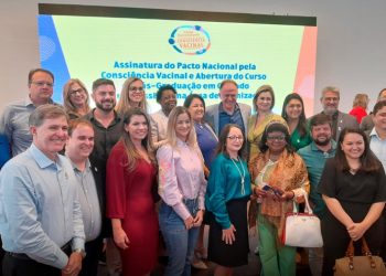 Marataízes: Município presente na assinatura do Pacto Nacional pela Consciência Vacinal