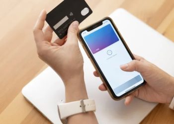 Dinheiro: Como funciona o PIX parcelado e quando vale a pena