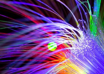 Espírito Santo: Rede de fibra óptica do Governo do Estado chega a 33 municípios