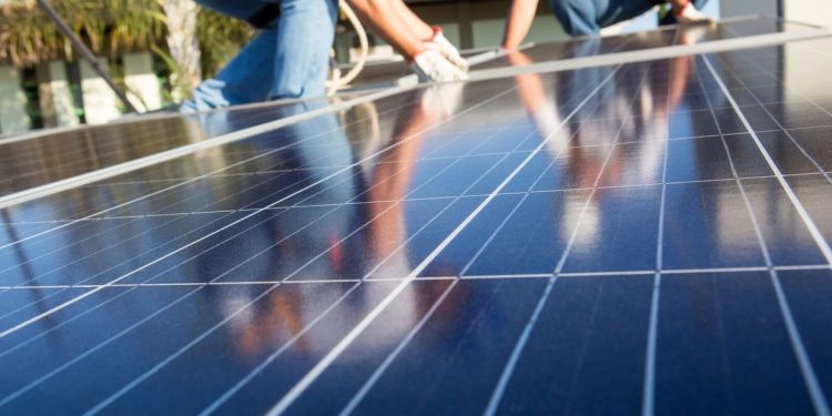 Economia: Geração Distribuída aumenta no país e reduz valor de contas de energia