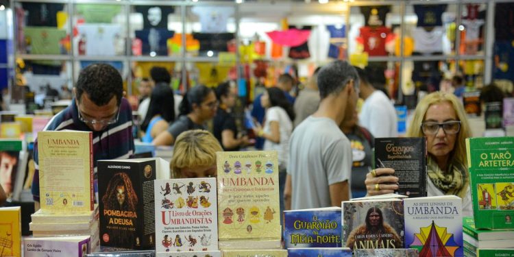 Evento: Bienal do Rio recebe 600 mil visitantes e vende 5,5 milhões de livros